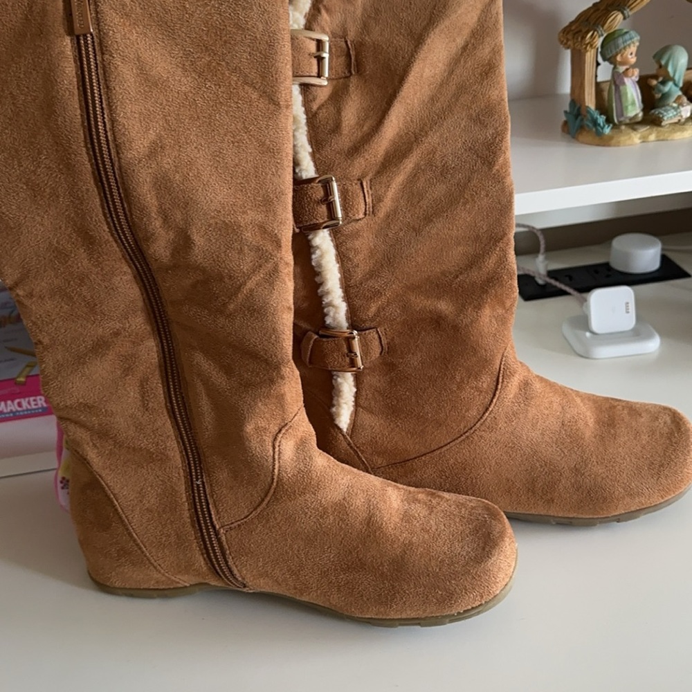 Winter boots